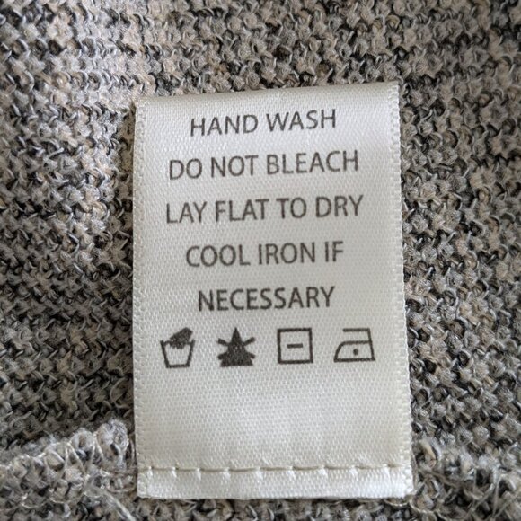 Max Studio Top Size 3X Oat Gray Ruched Sleeve Soft Ribbed Knit Comfy Blouse NWT - Picture 14 of 16